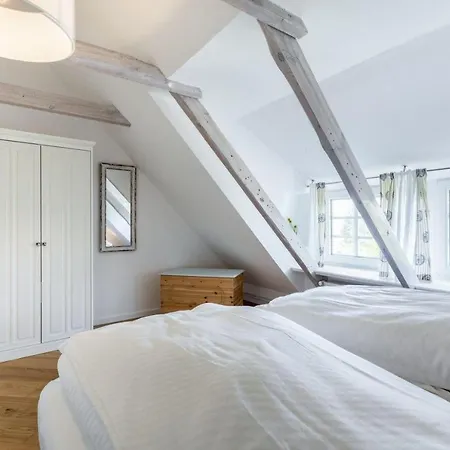 Wohnung-4-id-404 * Vollerwiek